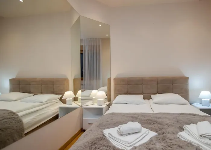 アパート Kalman Iskra ズラティボール